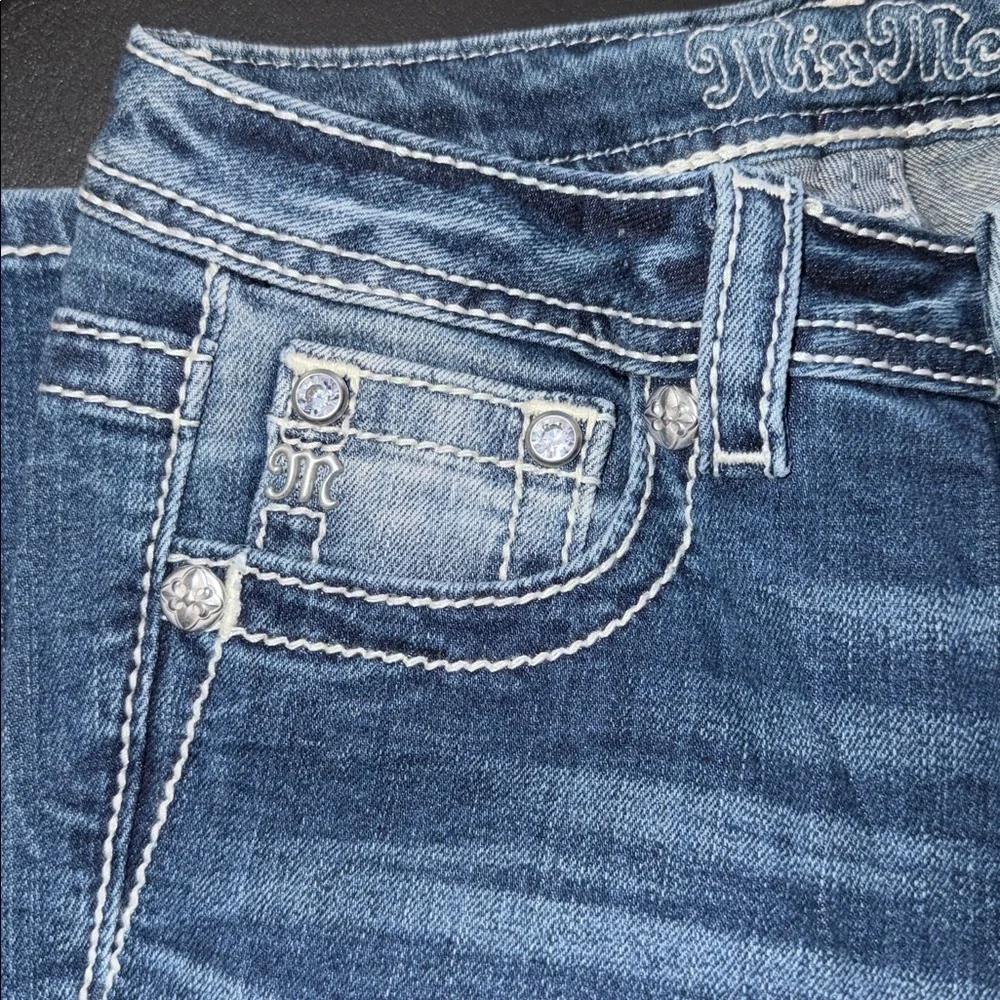 Miss Me Girls Boot Cut Embellished
Pockets Rhinestones Whiskering Rodeo NWOT - Picture 8 of 11